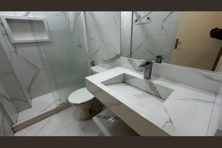 Casa para alugar com 100m², 2 quartos e 1 vaga Casa para alugar com 100m², 2 quartos e 1 vagaBanheiro da Suíte