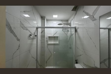 Casa para alugar com 100m², 2 quartos e 1 vaga Casa para alugar com 100m², 2 quartos e 1 vagaBanheiro da Suíte