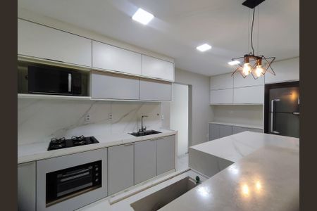 Casa de condomínio para alugar com 100m², 2 quartos e 1 vagaCozinha