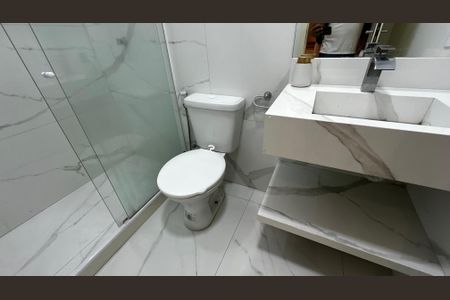 Casa para alugar com 100m², 2 quartos e 1 vaga Casa para alugar com 100m², 2 quartos e 1 vagaBanheiro da Suíte 2