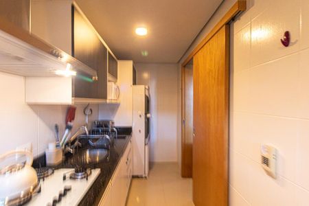 Apartamento para alugar com 160m², 2 quartos e 2 vagasCozinha