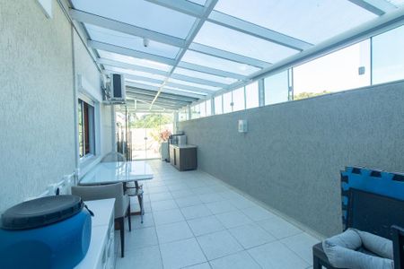 Apartamento para alugar com 160m², 2 quartos e 2 vagasVaranda