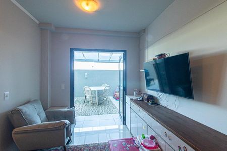 Apartamento para alugar com 160m², 2 quartos e 2 vagasSala