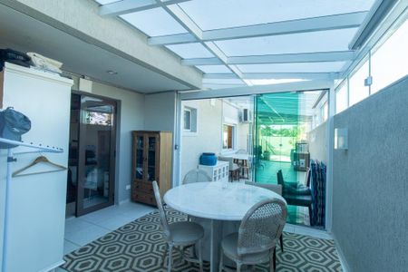 Apartamento para alugar com 160m², 2 quartos e 2 vagasÁrea de Serviço