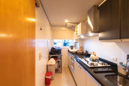 Apartamento para alugar com 160m², 2 quartos e 2 vagasCozinha