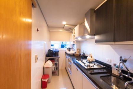 Apartamento para alugar com 160m², 2 quartos e 2 vagasCozinha