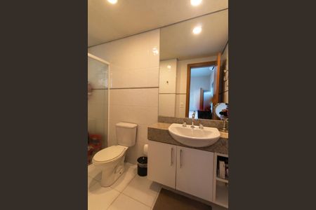 Apartamento para alugar com 160m², 2 quartos e 2 vagasBanheiro da Suíte