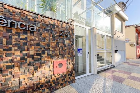 Apartamento à venda com 87m², 3 quartos e 2 vagasFachada + plaquinha