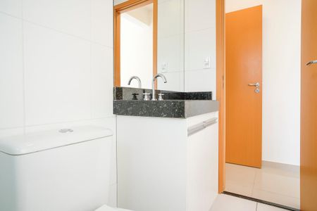 Apartamento à venda com 87m², 3 quartos e 2 vagasBanheiro da suíte