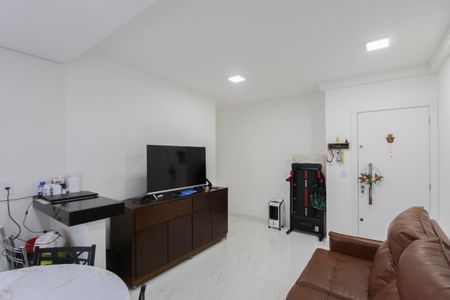 Apartamento à venda com 120m², 2 quartos e 2 vagasSala