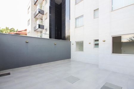 Apartamento à venda com 120m², 2 quartos e 2 vagasÁrea Privativa