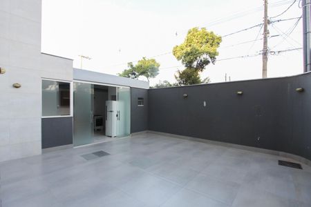 Apartamento à venda com 120m², 2 quartos e 2 vagasÁrea Privativa