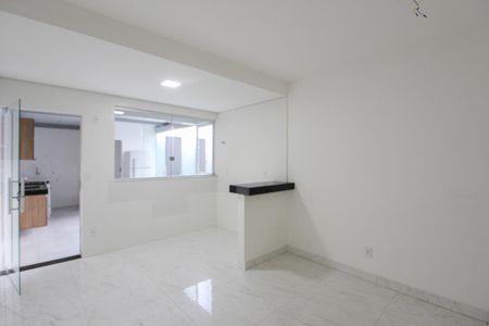 Apartamento à venda com 120m², 2 quartos e 2 vagasSala