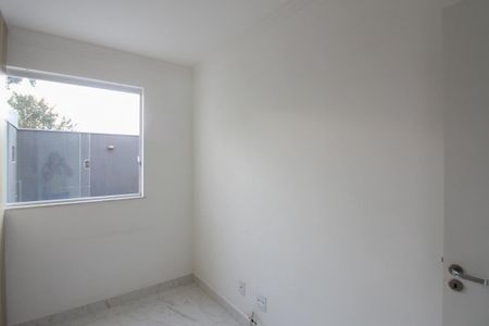 Apartamento à venda com 120m², 2 quartos e 2 vagasQuarto 2