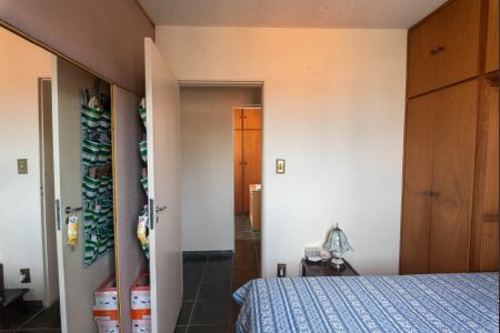 Apartamento à venda com 81m², 3 quartos e 1 vagaQuarto 2