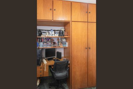 Apartamento à venda com 81m², 3 quartos e 1 vagaQuarto 3