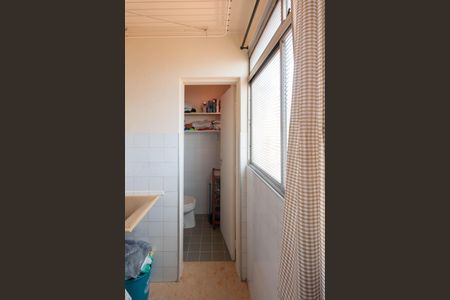 Apartamento à venda com 81m², 3 quartos e 1 vagaÁrea de Serviço