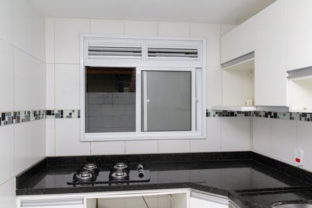 Casa de condomínio para alugar com 45m², 2 quartos e 1 vagaCozinha