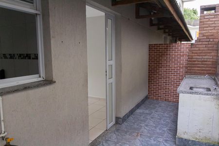 Casa de condomínio para alugar com 45m², 2 quartos e 1 vagaChurrasqueira