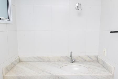 Casa de condomínio para alugar com 45m², 2 quartos e 1 vagaBanheiro