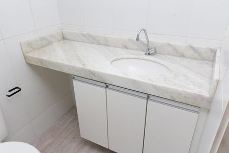 Casa de condomínio para alugar com 45m², 2 quartos e 1 vagaBanheiro