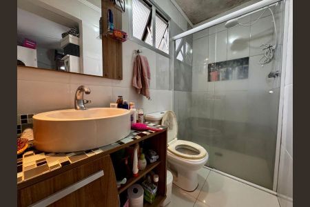 Foto 10 de casa à venda com 3 quartos, 110m² em Vila Nivi, São Paulo