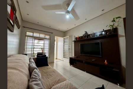 Casa à venda com 110m², 3 quartos e 2 vagasFoto 02