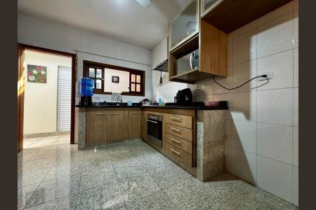 Casa à venda com 110m², 3 quartos e 2 vagasFoto 07