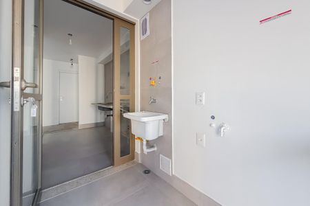 Apartamento à venda com 79m², 2 quartos e 1 vagaÁrea de Serviço