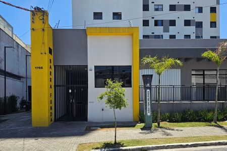 Apartamento à venda com 27m², 1 quarto e sem vagaFachada e portaria