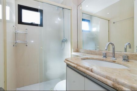 Apartamento à venda com 75m², 3 quartos e 2 vagasBanheiro da Suíte
