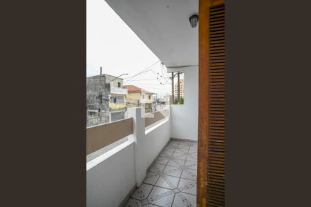 Casa para alugar com 4 quartos, 300m² em Vila Santo Estefano, São Paulo