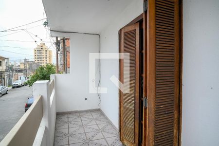 Casa para alugar com 4 quartos, 300m² em Vila Santo Estefano, São Paulo