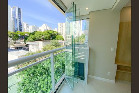 Apartamento para alugar com 41m², 1 quarto e 1 vagaVaranda