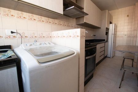 Apartamento para alugar com 72m², 2 quartos e 1 vagaÁrea de Serviço