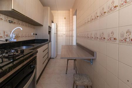 Apartamento para alugar com 72m², 2 quartos e 1 vagaCozinha - Armários