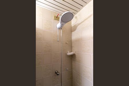 Banheiro Social de apartamento para alugar com 2 quartos, 72m² em Cristo Rei, Curitiba