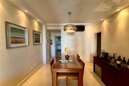 Apartamento para alugar com 3 quartos, 100m² em Laranjeiras, Rio de Janeiro