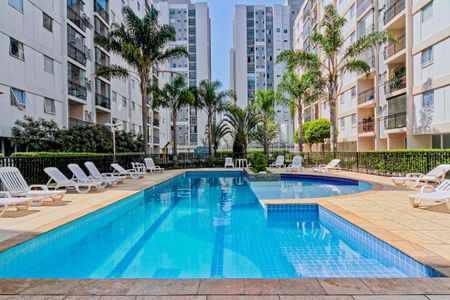 Apartamento para alugar com 56m², 2 quartos e 1 vagaÁrea comum - Piscina