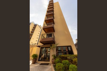 Apartamento à venda com 35m², 1 quarto e 1 vaga Apartamento à venda com 35m², 1 quarto e 1 vagaFachada
