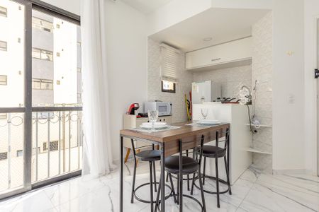 Cozinha de apartamento à venda com 1 quarto, 35m² em Chácara Itaim, São Paulo