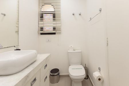 Apartamento à venda com 35m², 1 quarto e 1 vaga Apartamento à venda com 35m², 1 quarto e 1 vagaBanheiro da Suíte