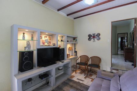 Sala de casa à venda com 3 quartos, 150m² em Planalto, Belo Horizonte