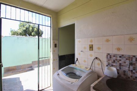 Casa à venda com 150m², 3 quartos e 2 vagasÁrea de Serviço