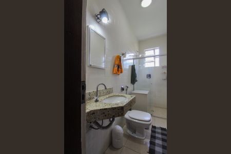 Casa à venda com 150m², 3 quartos e 2 vagasBanheiro Social
