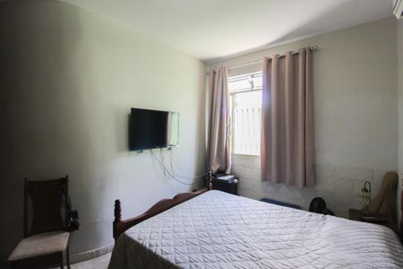 Casa à venda com 150m², 3 quartos e 2 vagasSuíte