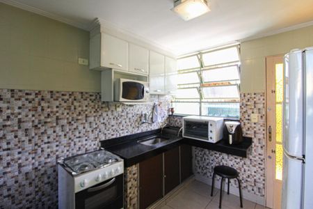 Casa à venda com 150m², 3 quartos e 2 vagasCozinha