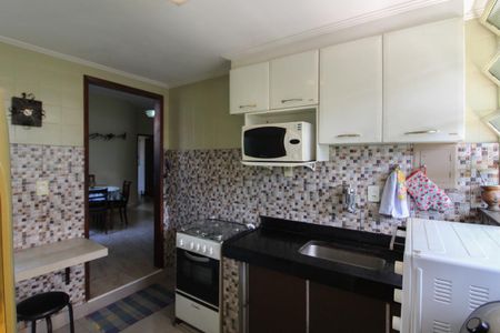 Casa à venda com 150m², 3 quartos e 2 vagasCozinha