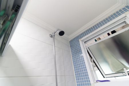 Apartamento à venda com 49m², 2 quartos e 1 vaga Apartamento à venda com 49m², 2 quartos e 1 vagaBanheiro