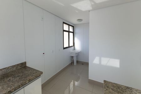 Apartamento para alugar com 82m², 2 quartos e 1 vagaCozinha
